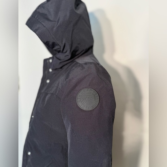 Gap Kids Girls Size M (8) Heavy-Duty Down Expedition Parka Black Hooded - Picture 4 of 10